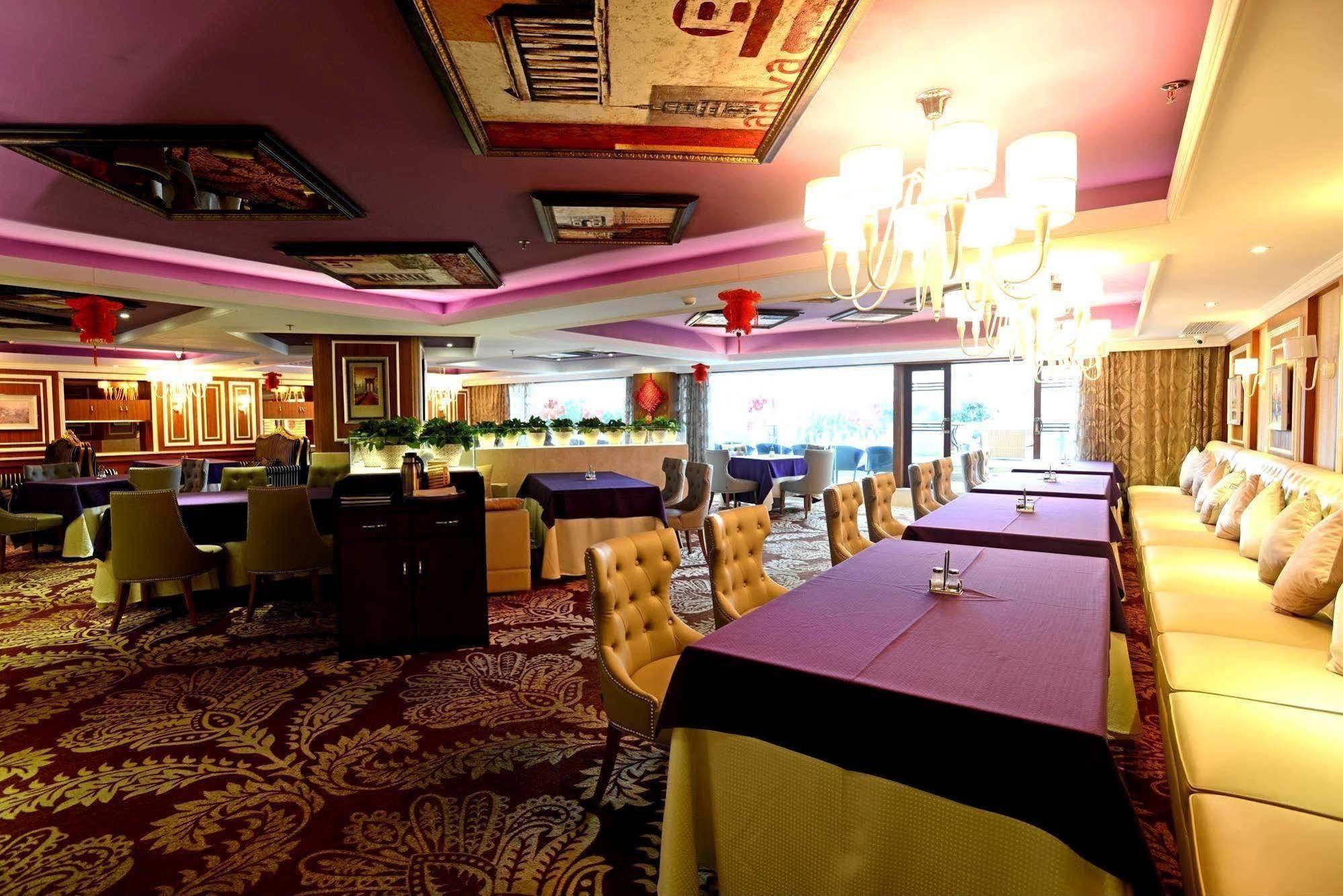 Wenhua Herton Hotel Csiunghaj Kültér fotó